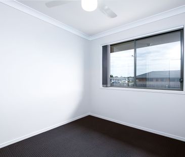 Stylish & Comfortable Family Home - Photo 6