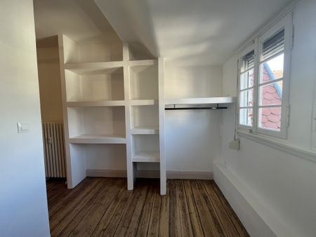 Un charmant 2/3 pièces -Conseil des XV / Rue Aubry et Rau - Photo 5