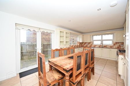 36 Loughview Village, Carrickfergus, BT38 7PD - Photo 2
