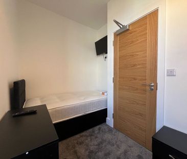 Chillingham Road, Newcastle Upon Tyne - Photo 5