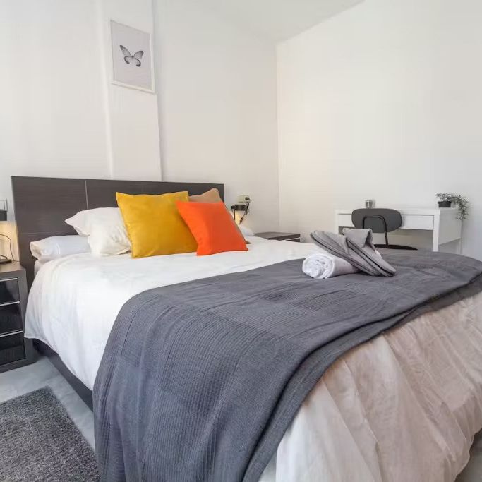 Calle Martínez de la Rosa, Málaga, Andalusia 29010 - Photo 1