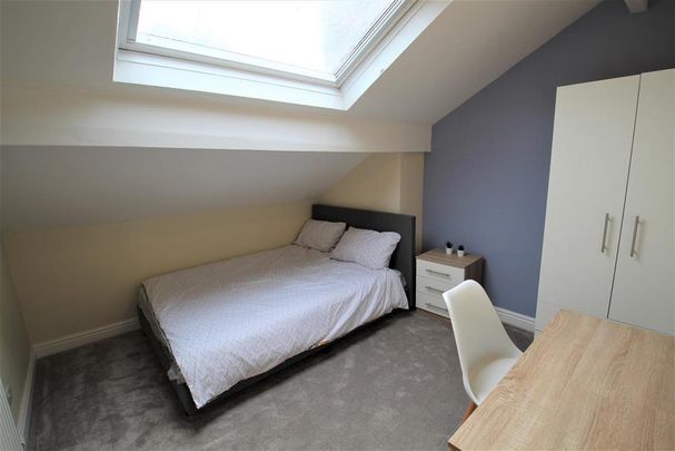 5 bedroom apartment to rent - Photo 1