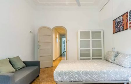 Gran Vía Marqués del Turia, Valencia, Valencian Community 46005 - Photo 2