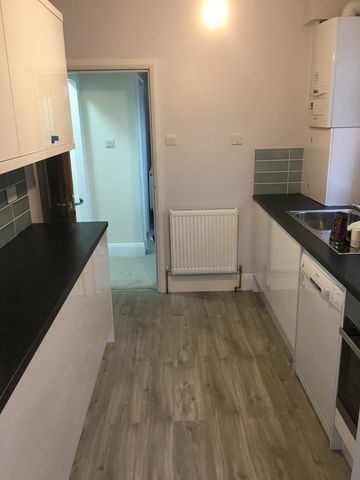 Room in a Shared House, Watford Way, NW4 - Photo 4