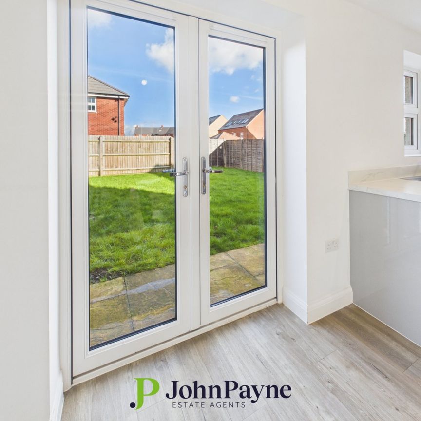 Jones Grove, Upper Lighthorne, Leamington Spa, Warwickshire, CV33 8AR - Photo 1