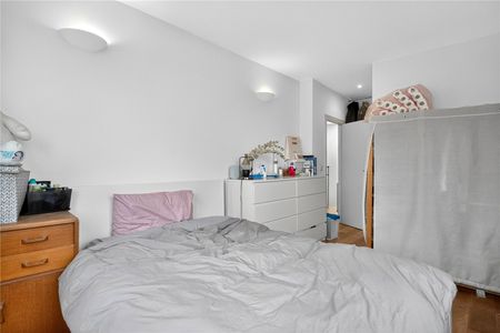 Clarence Road, London, E5 8EE - Photo 4