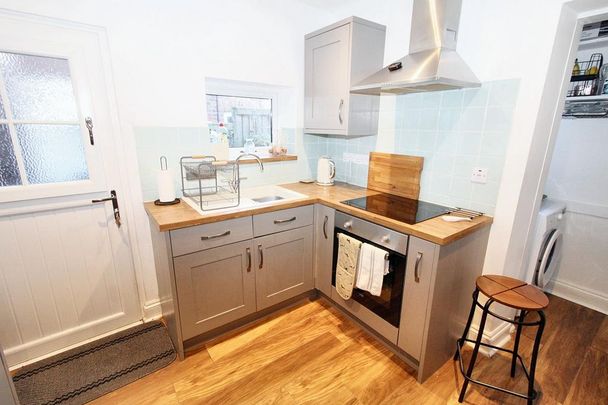 2 bedroom semi-detached house to rent - Photo 1