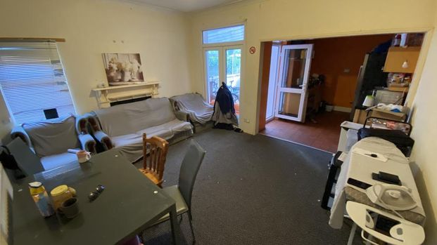 4 bedroom semi-detached house to rent - Photo 1