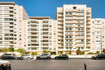 3 Bedroom Apartment with a view, Telheiras, Lisboa