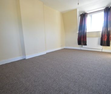 Elliman Avenue, Slough, Berkshire,SL2 - Photo 6