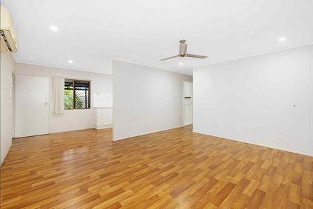 17 Whitsunday Drive, Kirwan - Photo 4