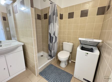 Location Appartement 1 pièce 22m² NARBONNE 11100 - Photo 5