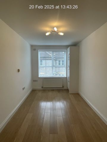 2 Bed Flat, Fountain Mill, BS5 - Photo 4