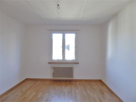 ZENTRALE WOHNUNG ZU VERMIETEN - ERSTE MONATSMIETE MIETZINSFREI - Foto 4