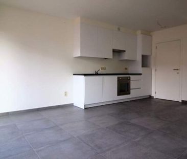 Appartement te huur in Sint-Niklaas voor € 650 met 1 slaapkamer - Photo 1