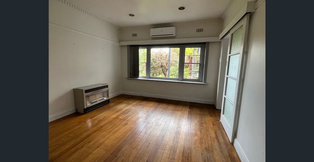 Move-In Ready 3-Bedroom Home Near Schools & CBD - Photo 1