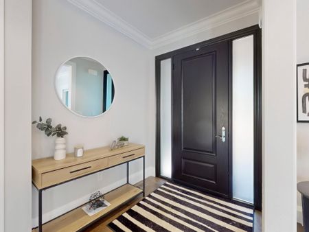 For Lease - 116 Pinegrove Avenue, Toronto, Ontario - Photo 2