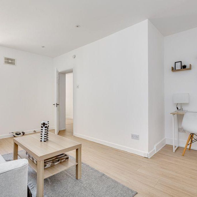 1 bedroom flat to rent - Photo 1