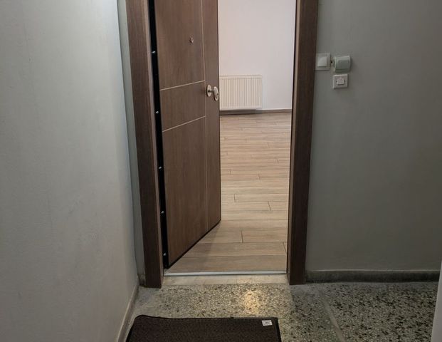 Studio/Γκαρσονιέρα για ενοικίαση - Παγκράτι, - Φωτογραφία 1