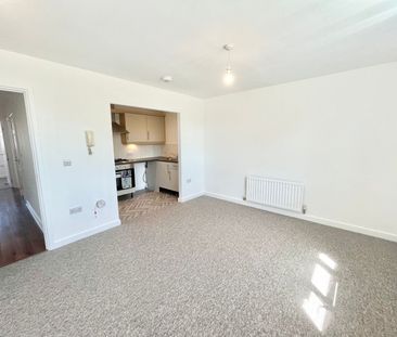 Massingham Park, Taunton, Somerset - Photo 1