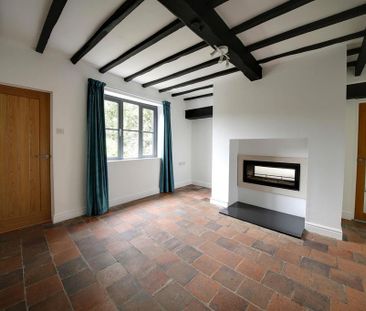 4 bedroom semi-detached house to rent - Photo 2