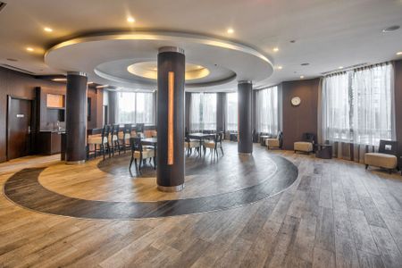 For Lease - 500 Doris Avenue Unit# 423, Toronto, Ontario - Photo 3