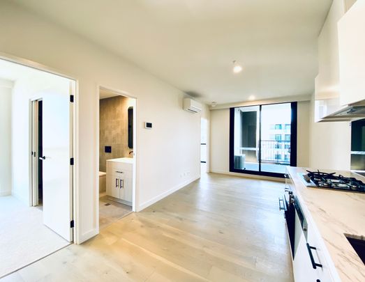 Modern Luxury Living - Photo 1