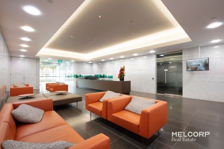 TWO BEDROOMS IN PRIME CENTRAL LOCATION - UNFURNISHED - Photo 2