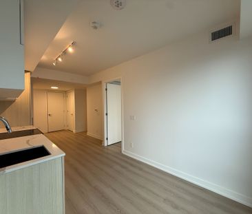 For Lease - 100 Queen Street Unit# 901, Toronto, Ontario - Photo 2