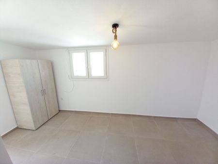 Ενοικίαση κατοικίας, 24 τ.μ., Πειραιάς, 350 € - Photo 3