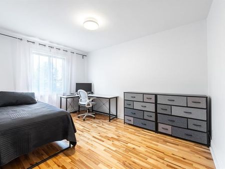 6357 42e Avenue - Photo 2