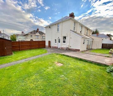 3 bedroom semi-detached house to rent - Photo 2