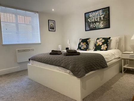 1 bedroom apartment to rent - Photo 3