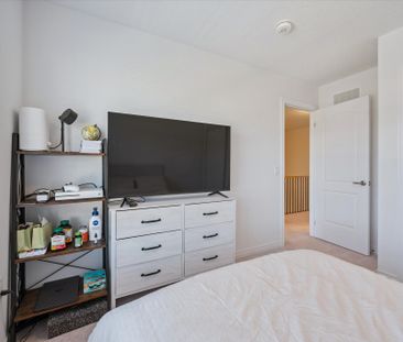 For Lease - 13 EDMINSTON Drive, Centre Wellington, Ontario - Photo 5