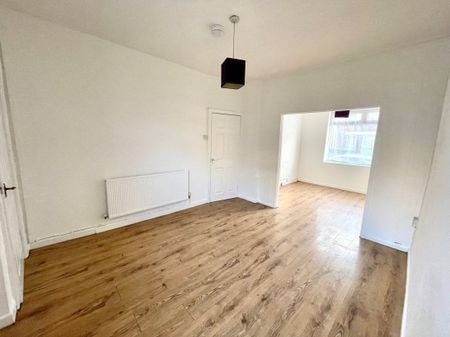 Merthyr Street, BARRY - Photo 4