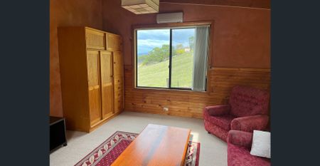 Cute Unit, Fully Furnished and Equipped & Including Power - Photo 2