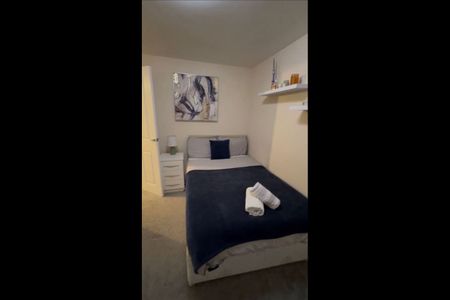 3 Bed Detached House, Beastow Road, M12 - Photo 5