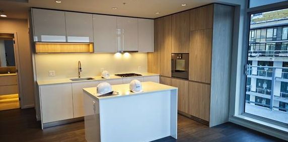 BRAND NEW，luxury apartment at Richmond Centre, 2Beds+2Baths+1Parking - Photo 2