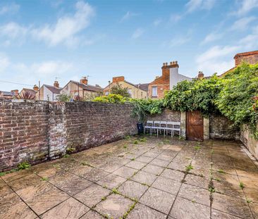 House For Rent Fawcett Road, Southsea - Photo 2