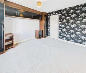 3 bedroom detached house to rent - Photo 4