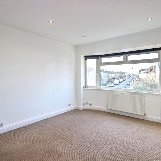 2 bedroom maisonette to rent - Photo 1