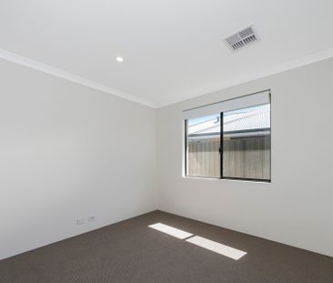 11 Ambient Way, Eglinton WA 6034 - House For Rent | Domain - Photo 5