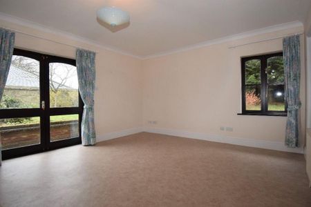 4 bedroom bungalow to rent - Photo 2