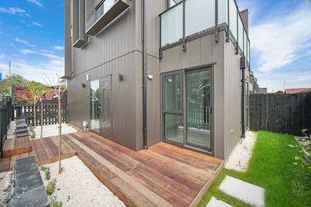 Brand new and close to the beach - Photo 2