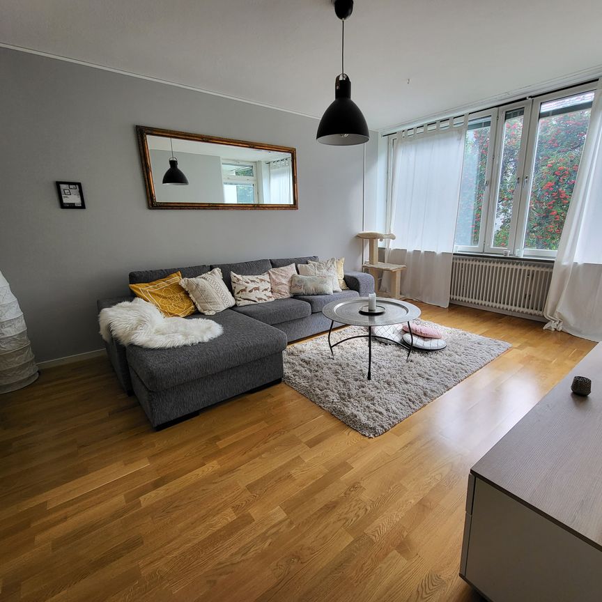 Skattegårdsvägen, Vällingby - Photo 1