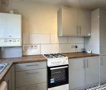 2 bedroom semi-detached house to rent - Photo 3