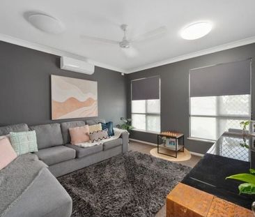 2 Goldfish Court, Burdell - Photo 1