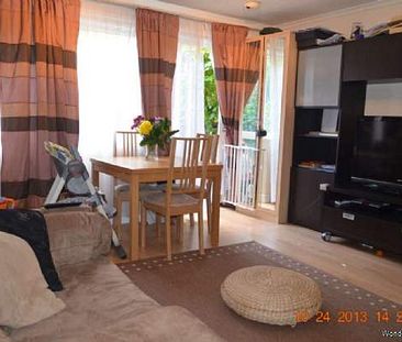 2 bedroom property to rent in London - Photo 2