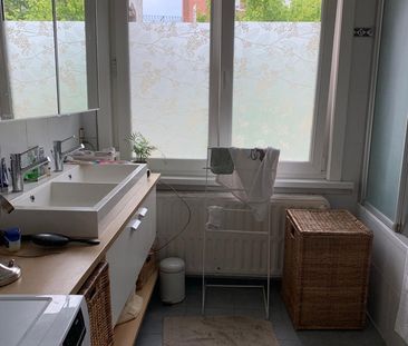 Huis in het gezellige Berchem zoekt extra bewoner(s) - Photo 4