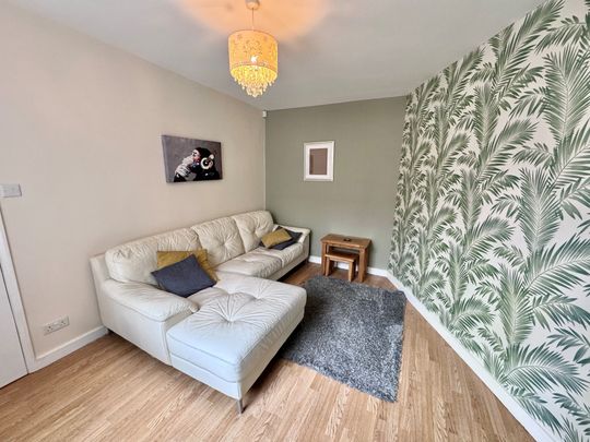 2 bedroom house to rent Vernon Road, NG6 - Photo 1